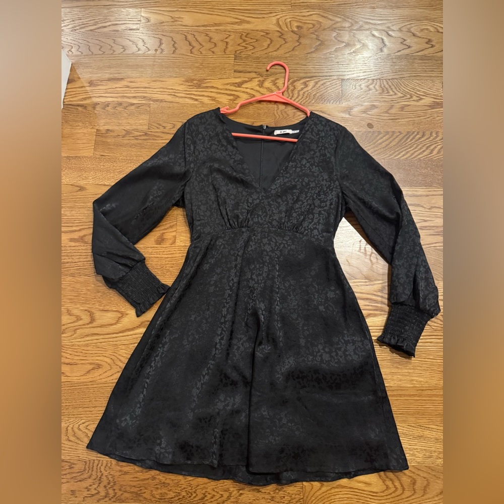 Mi Amore Elegant Black Long Sleeve Dress